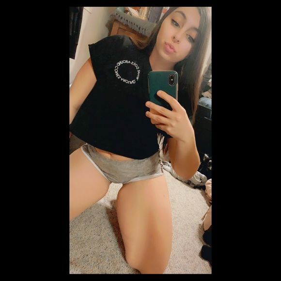 Meet your Posher, Camilla - Picture 5 of 12